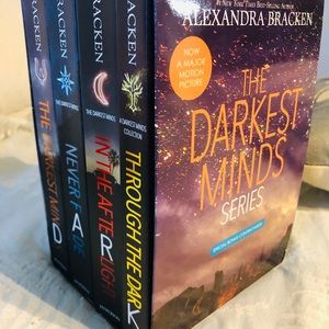 The darkest mind series boxed NEW